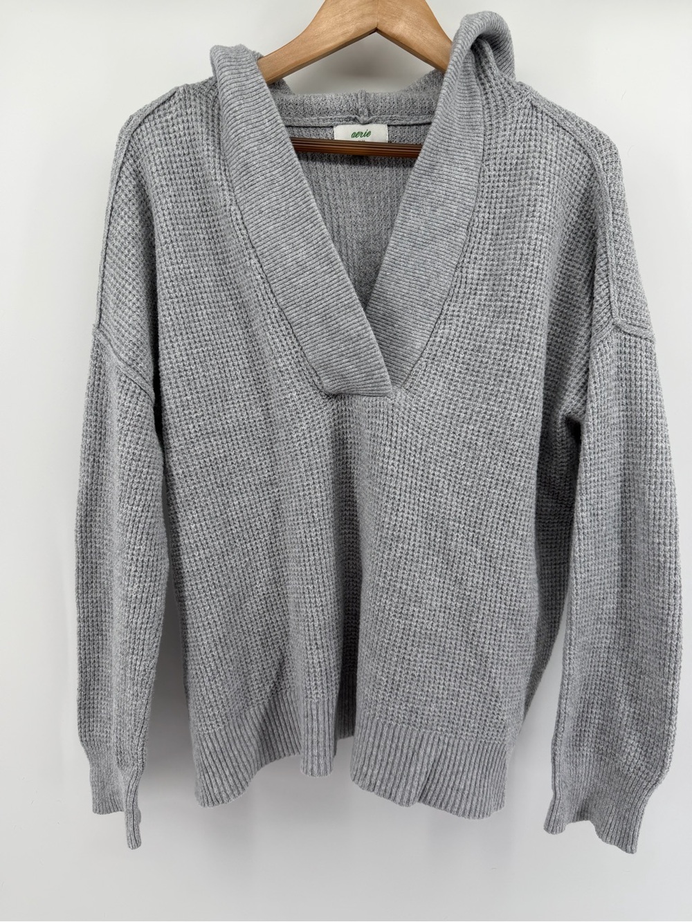 aerie Light Gray Waffle V-Neck Sweater